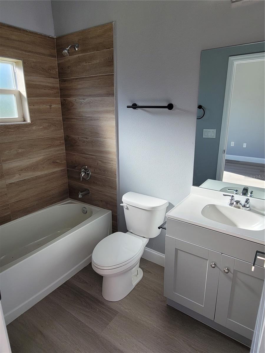 Image 13 of 21 For 8351 Agate Street