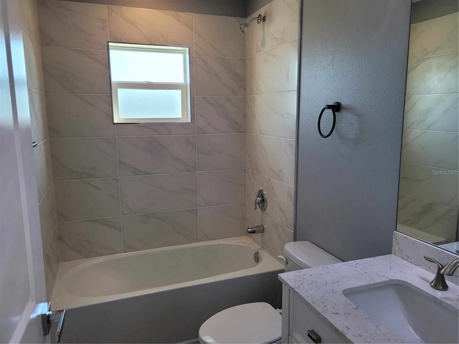 Image 17 of 21 For 8351 Agate Street
