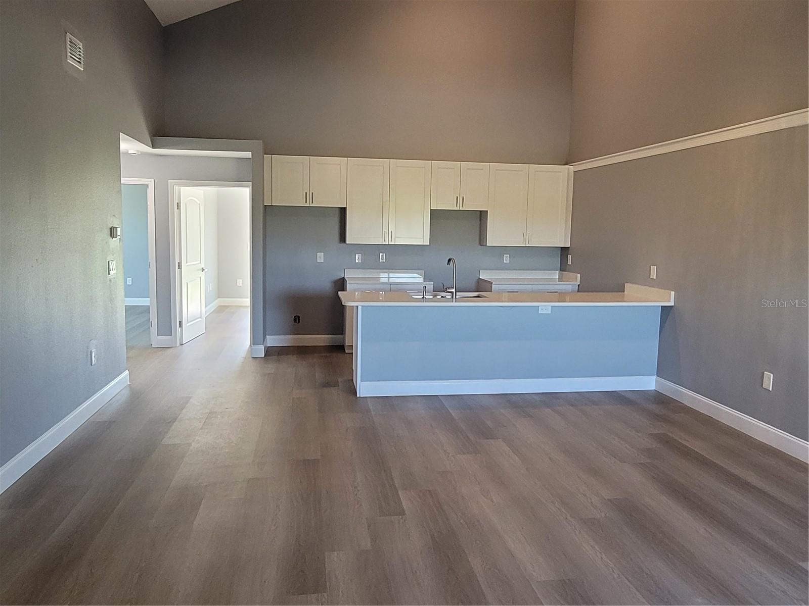 Image 3 of 21 For 8351 Agate Street