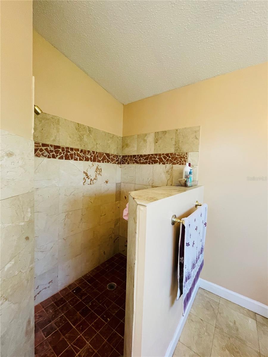 Image 11 of 17 For 18310 Burkholder Circle