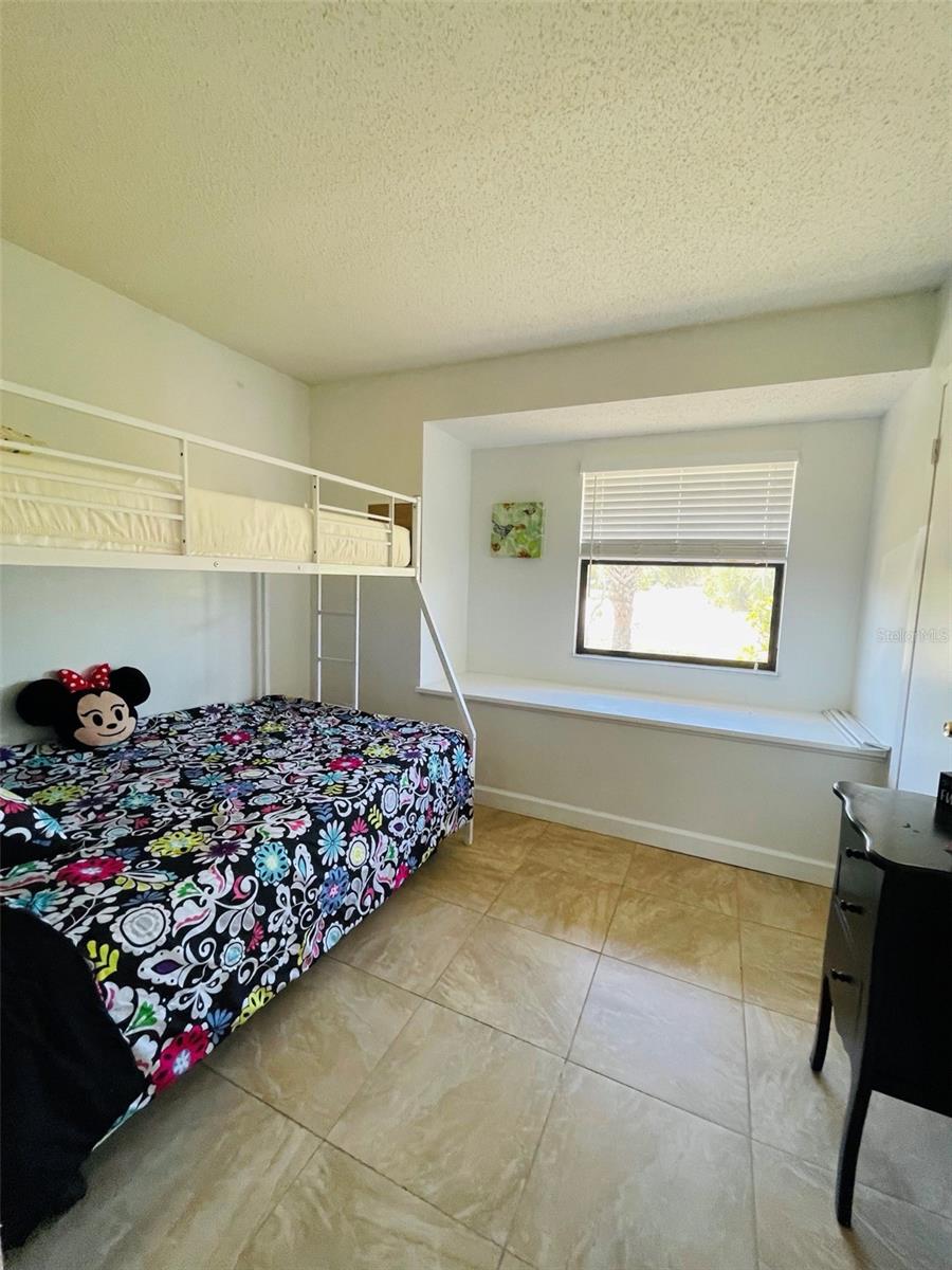 Image 12 of 17 For 18310 Burkholder Circle