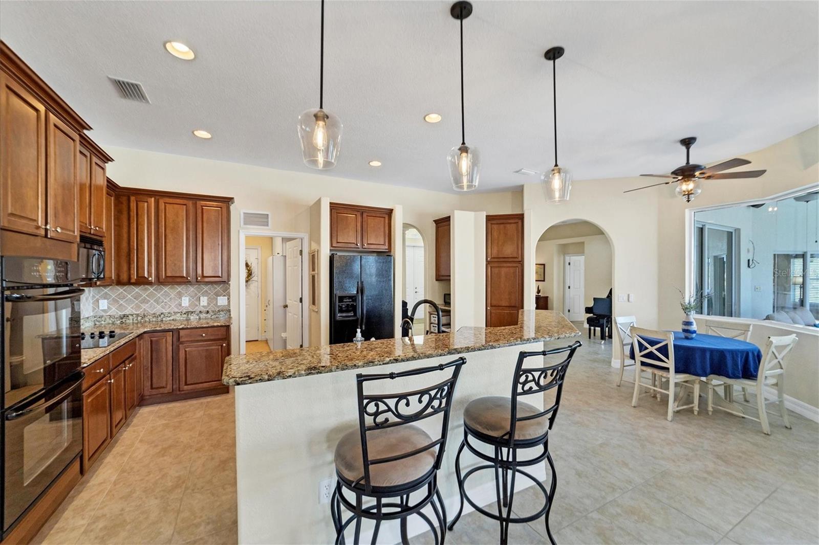 Image 13 of 44 For 15390 Ancel Circle