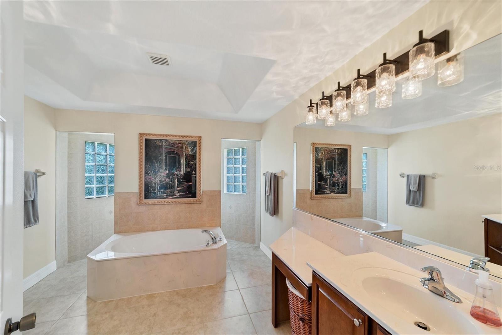 Image 19 of 44 For 15390 Ancel Circle