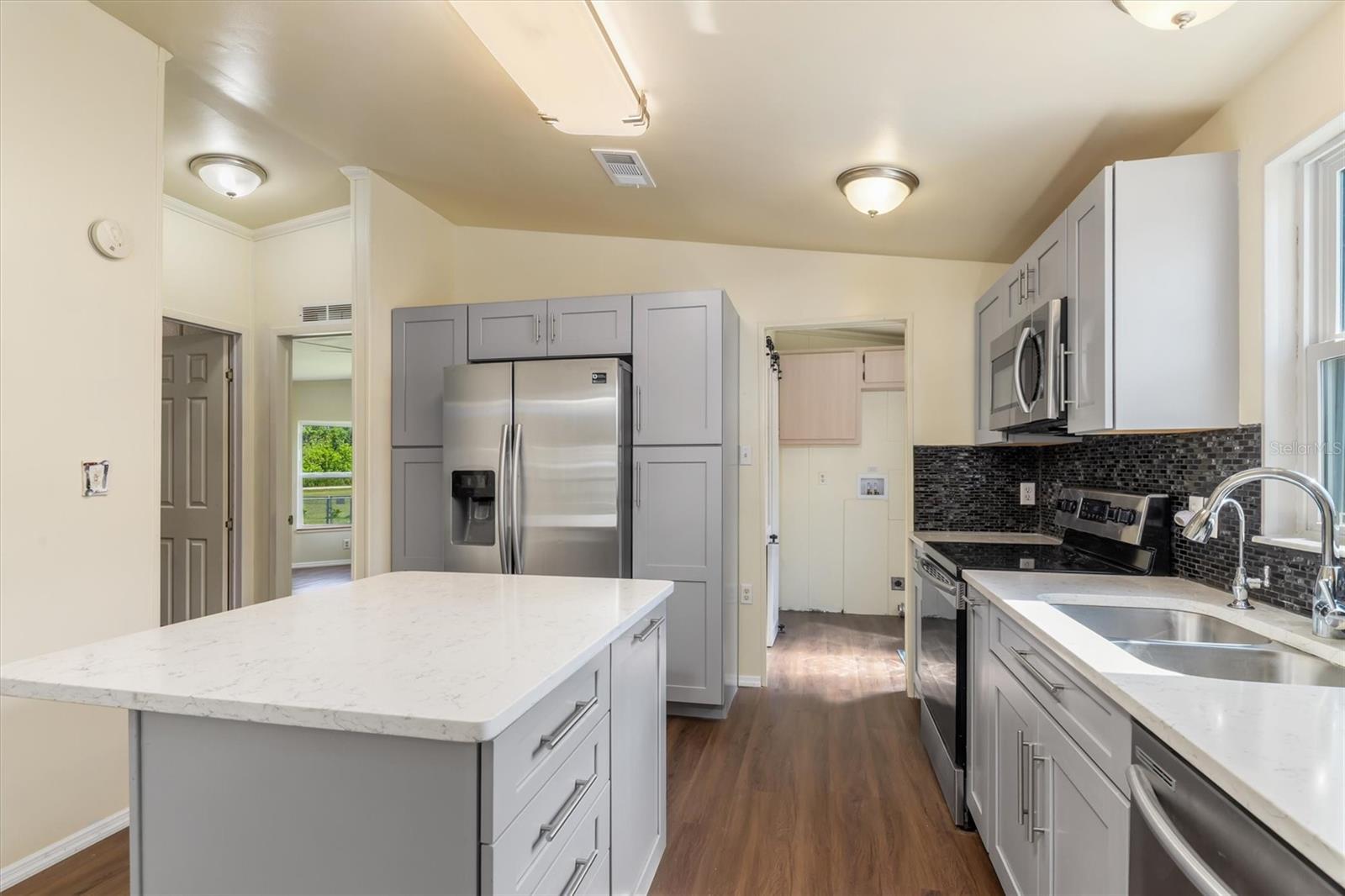 Image 15 of 53 For 27981 Roanoke Circle