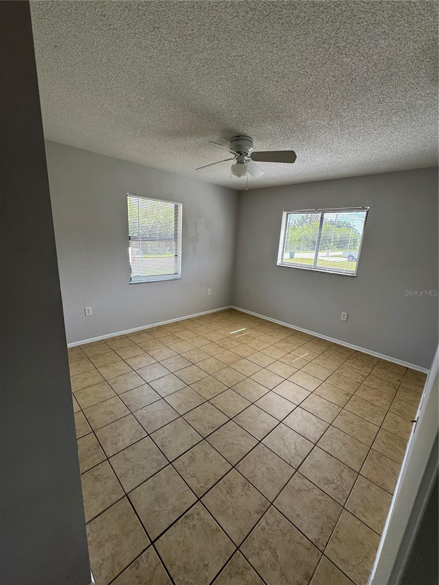 Image 5 of 10 For 9279 Tacoma Avenue A