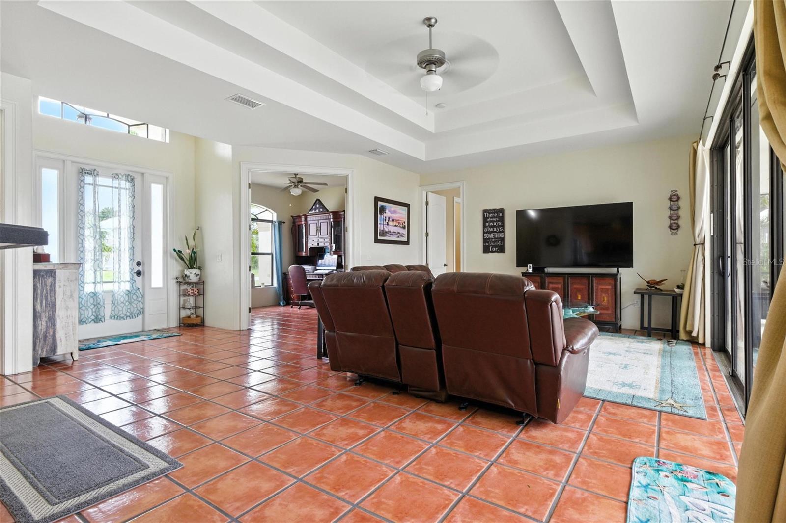 Image 15 of 57 For 9402 Migue Circle