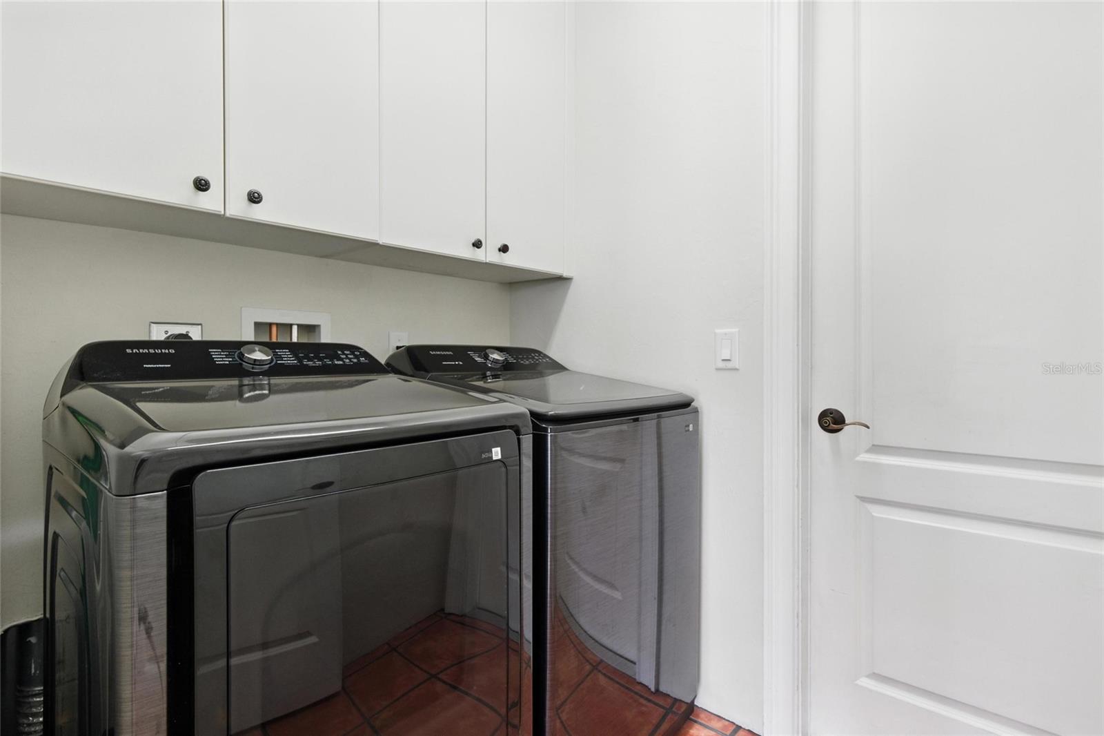 Image 39 of 57 For 9402 Migue Circle