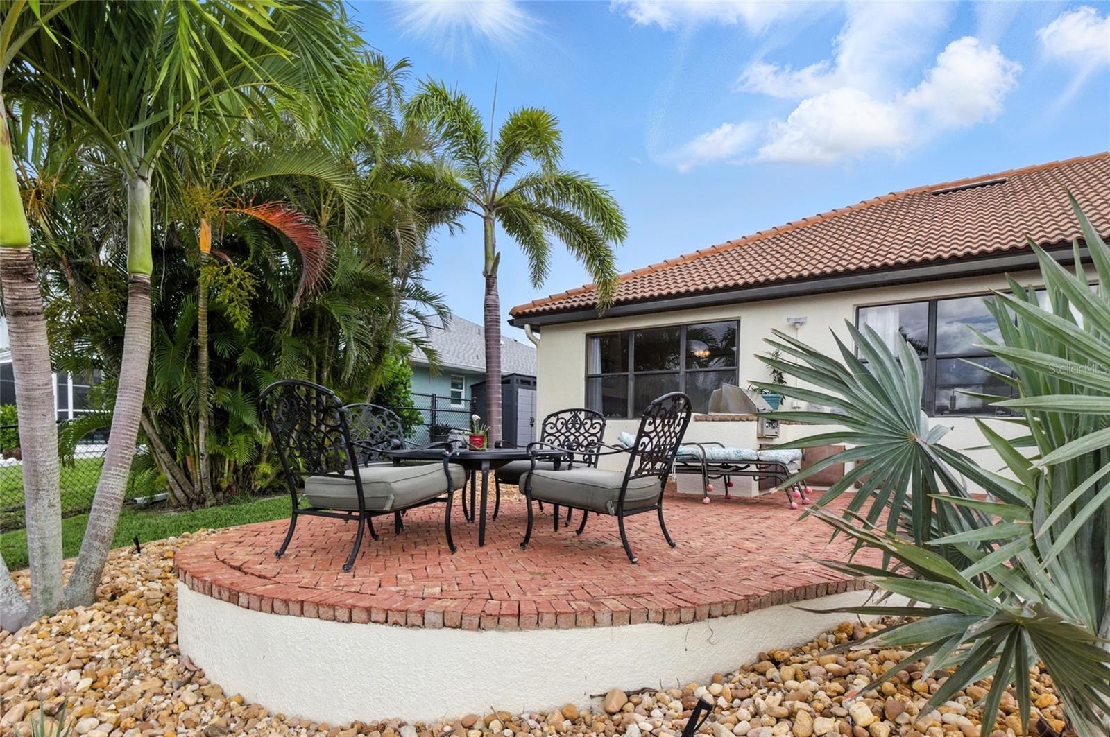 Image 9 of 57 For 9402 Migue Circle