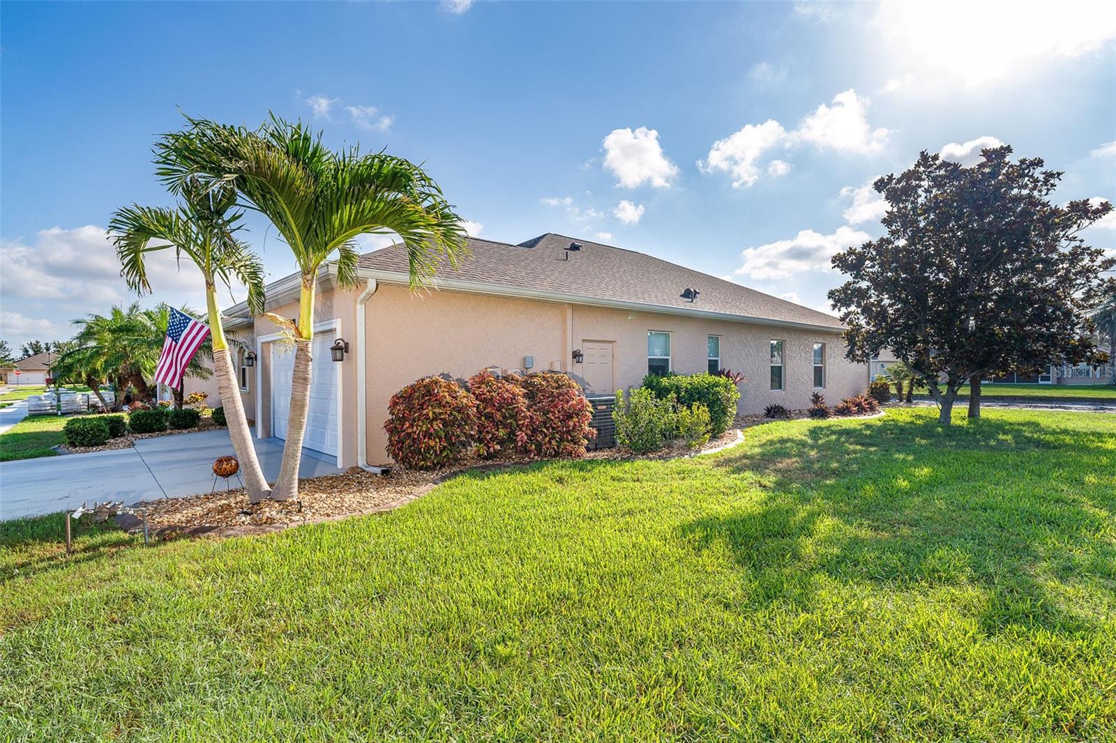 Image 34 of 38 For 278 Crystal River Drive