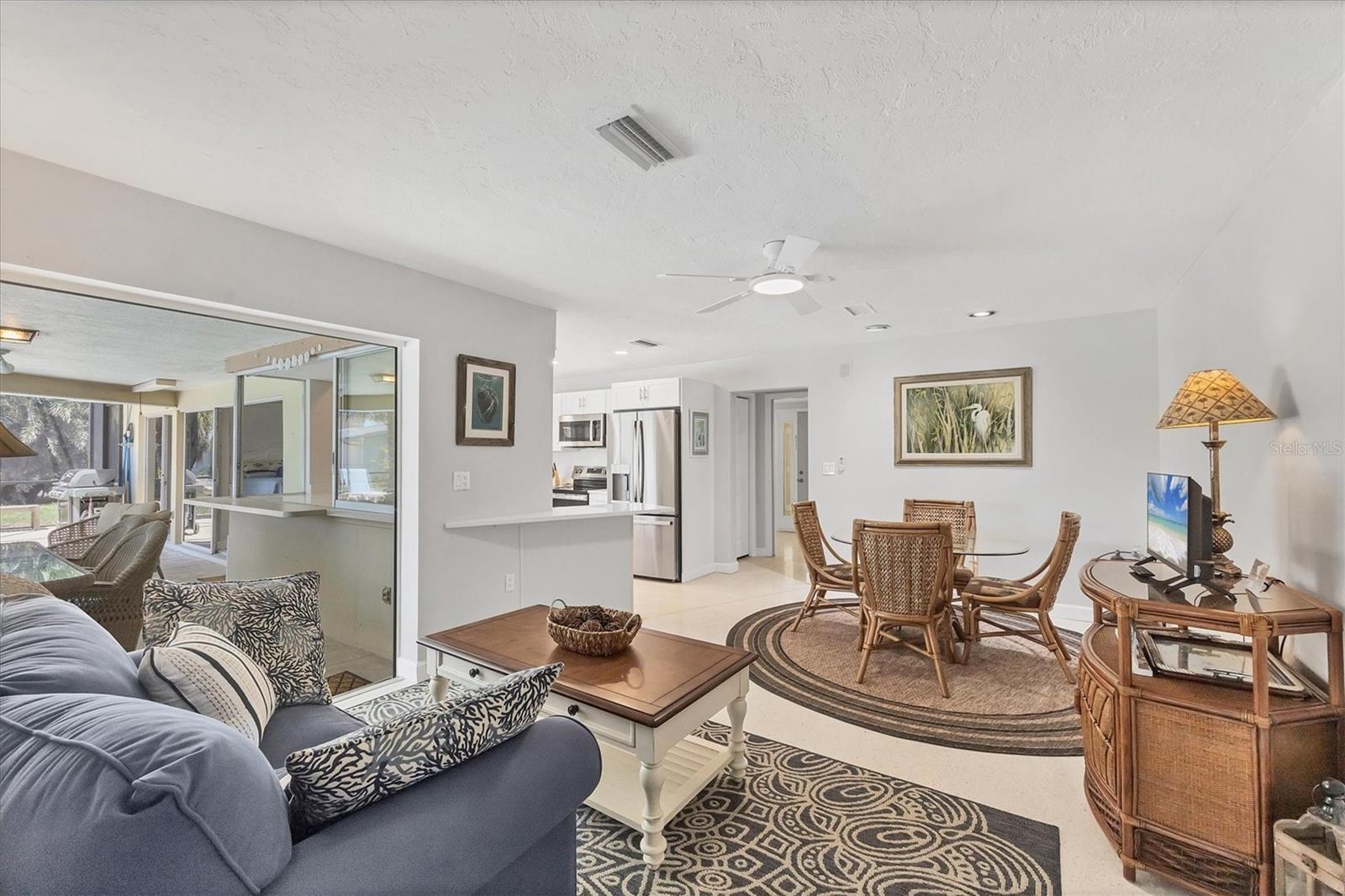 Image 27 of 50 For 500 Green Dolphin Drive S