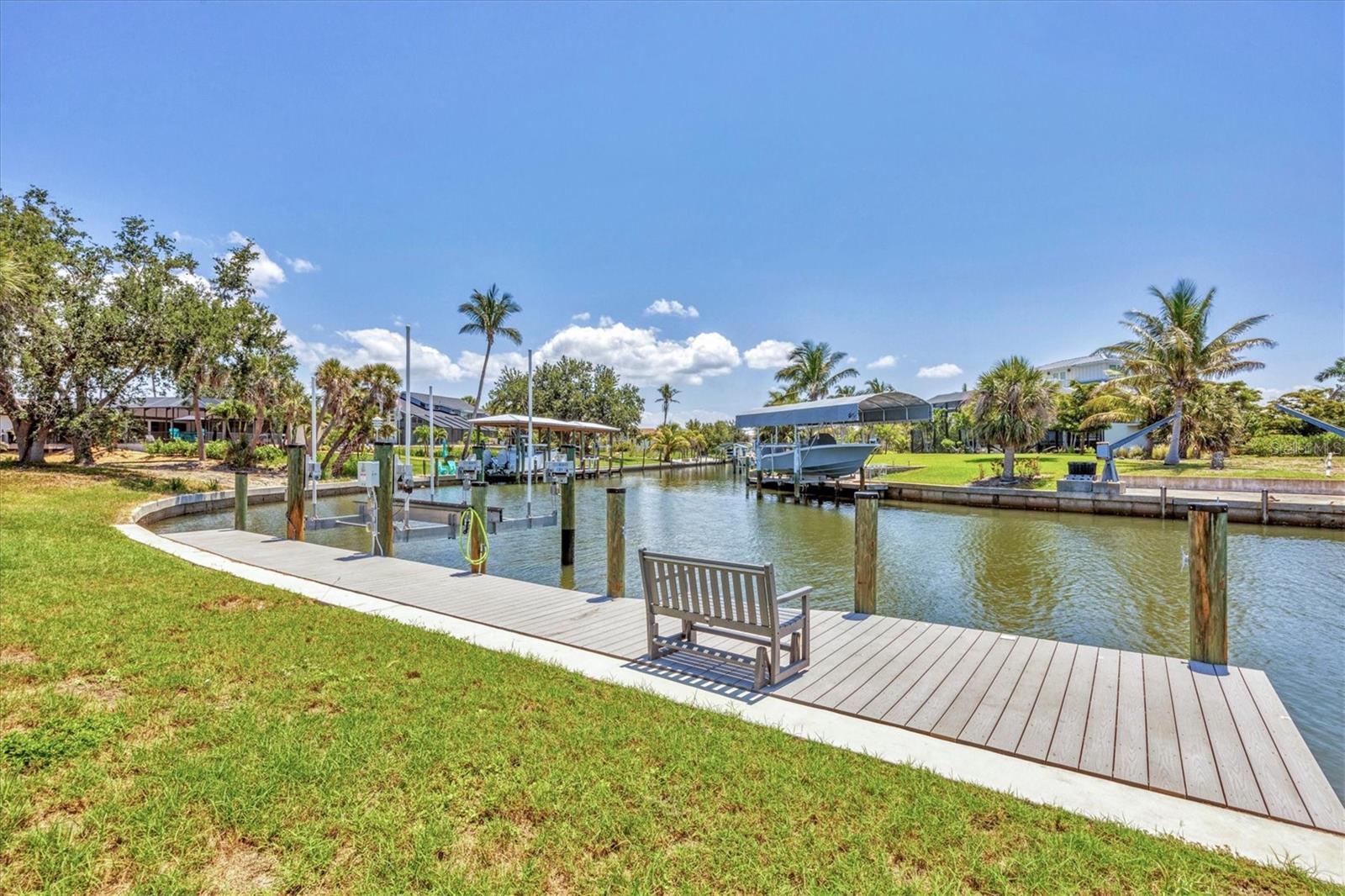 Image 45 of 50 For 500 Green Dolphin Drive S
