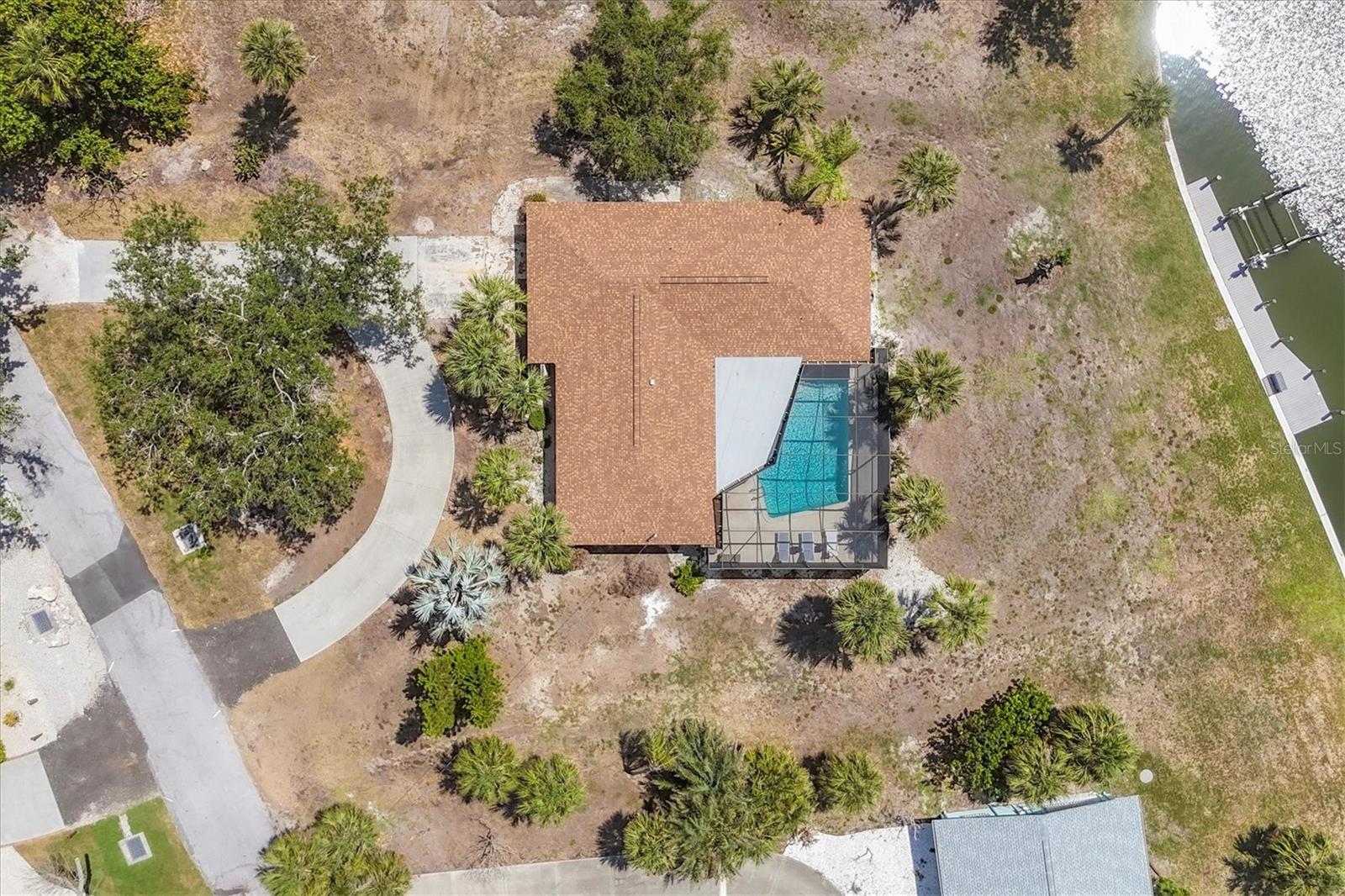 Image 47 of 50 For 500 Green Dolphin Drive S
