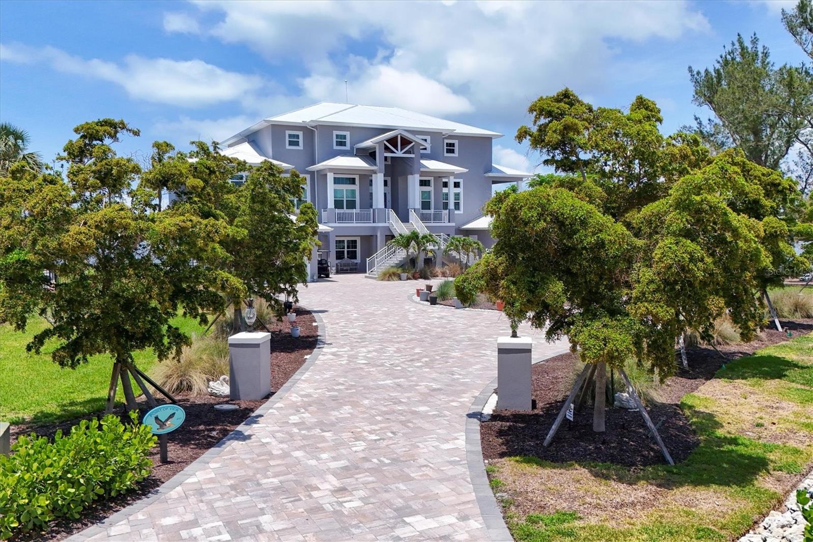 Image 7 of 60 For 565 Green Dolphin Drive S