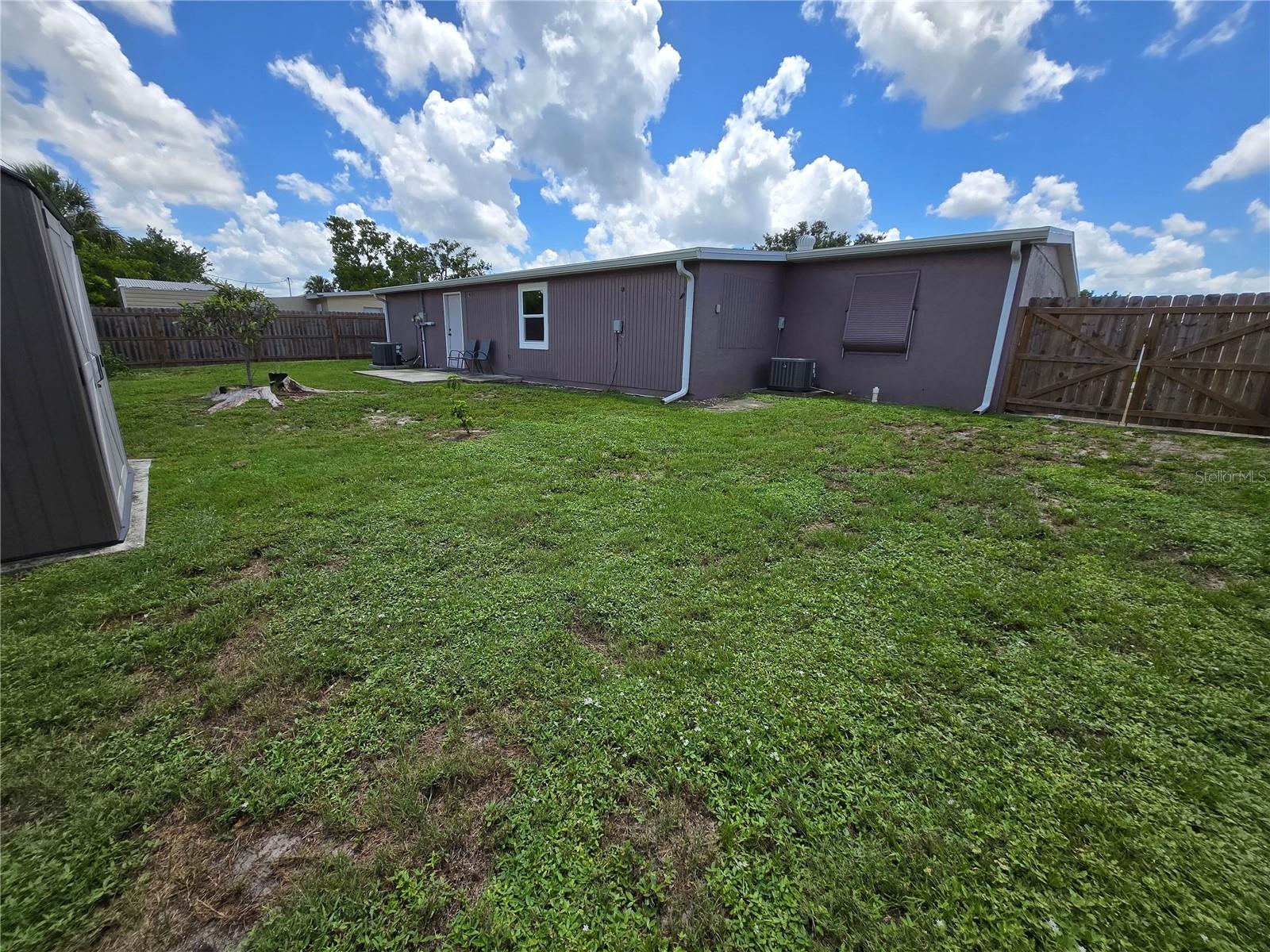 Image 23 of 24 For 3157 Crestwood Drive