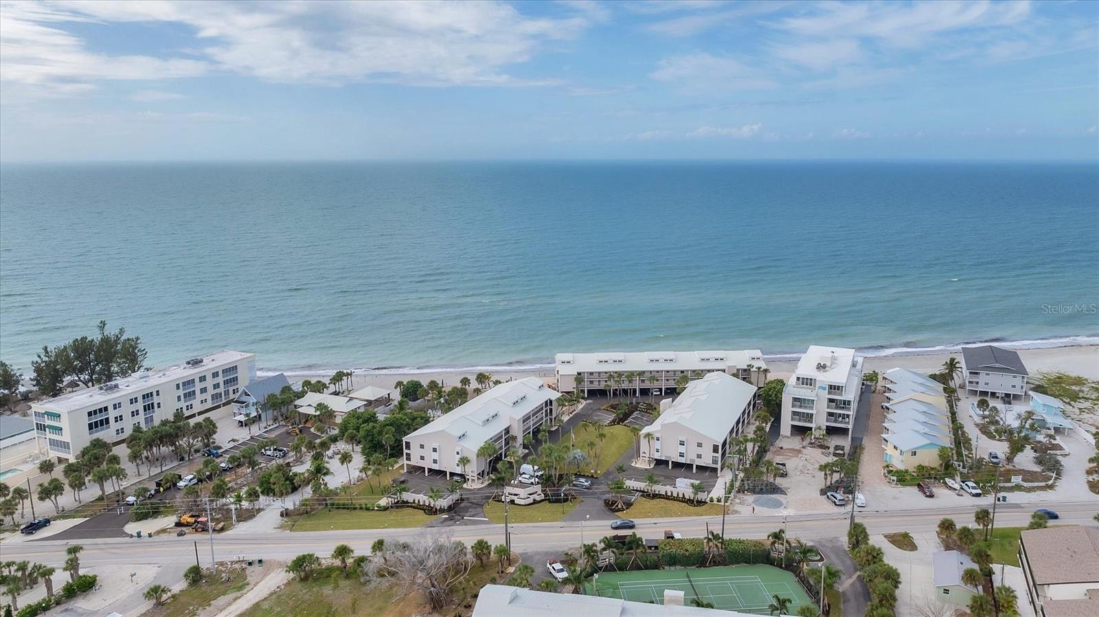 Image 37 of 42 For 2700 Beach Road B205