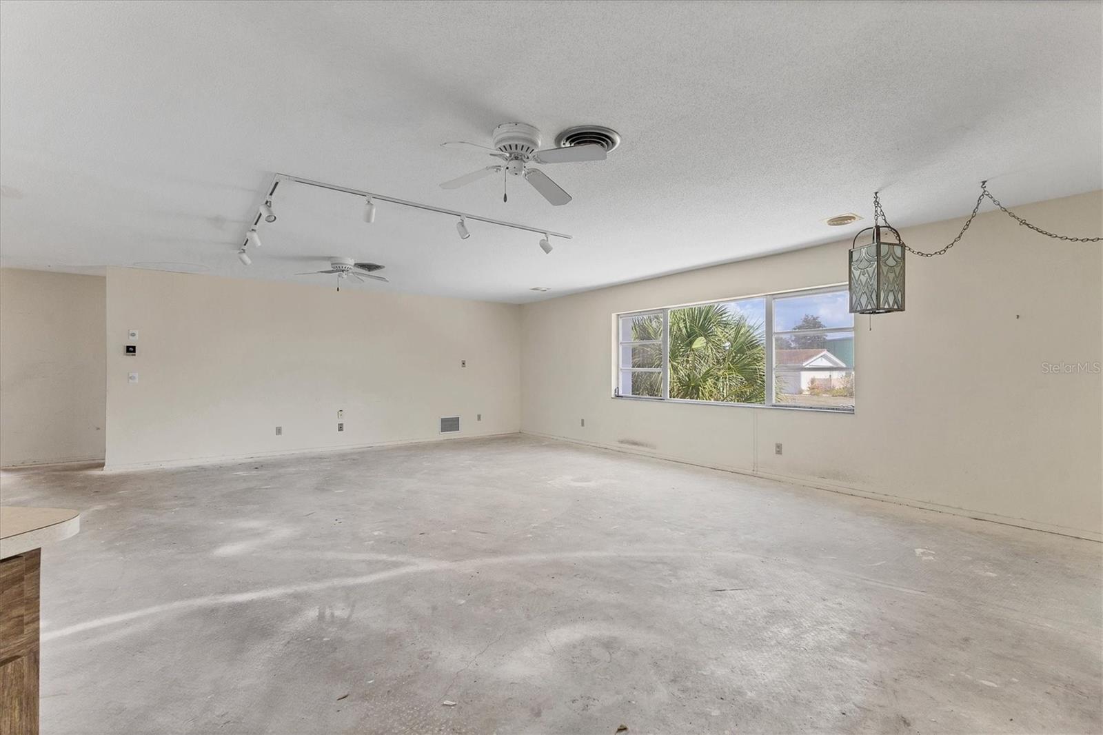 Image 6 of 29 For 103 Eddy Drive