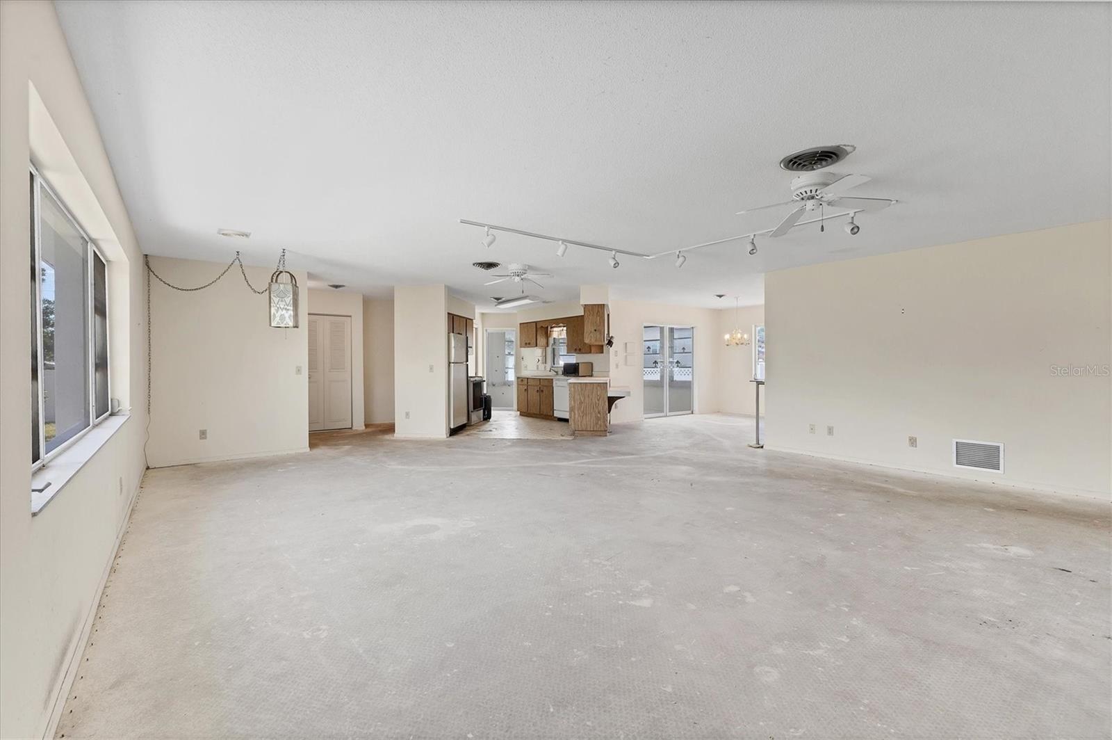 Image 7 of 29 For 103 Eddy Drive