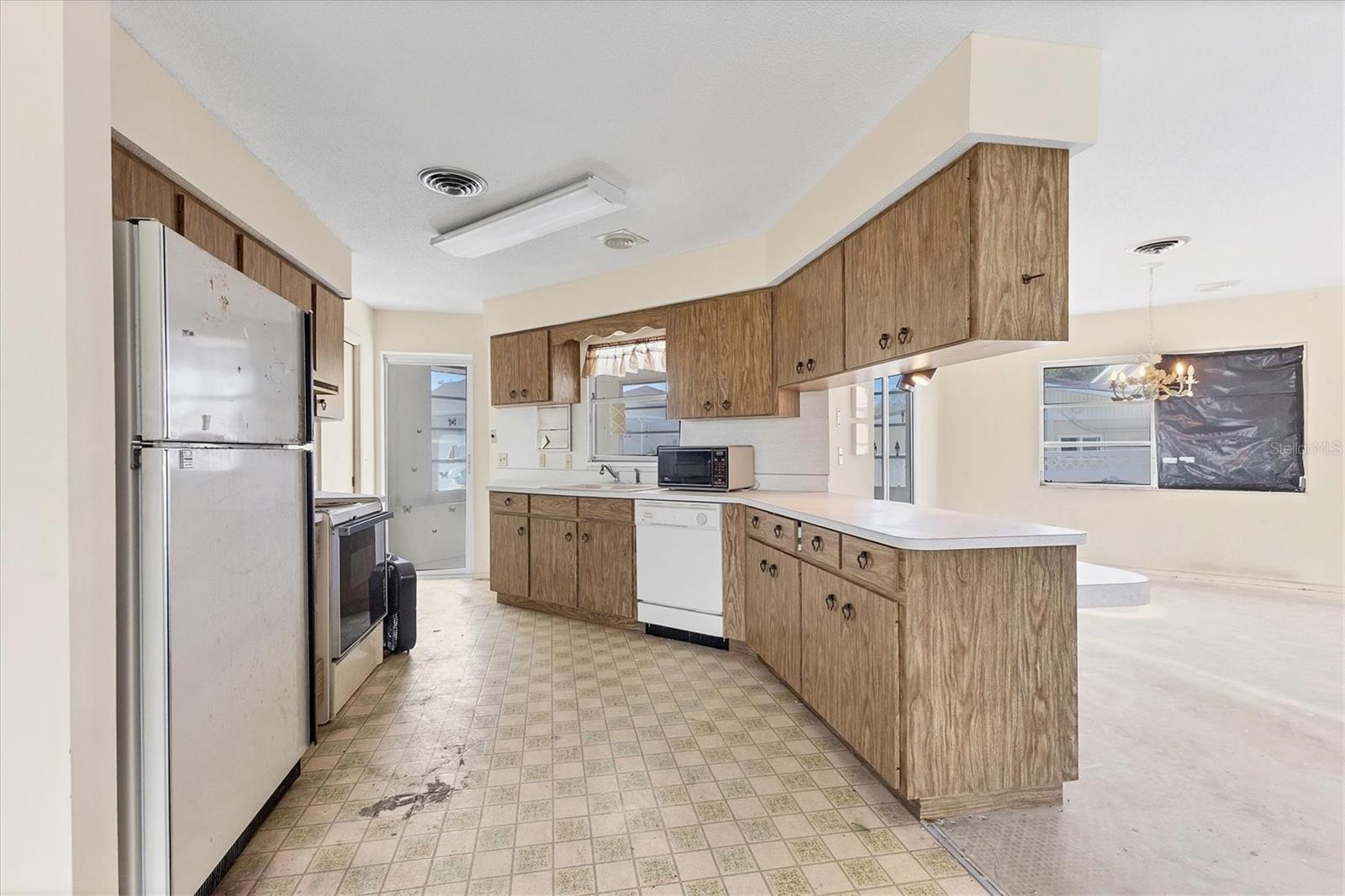 Image 9 of 29 For 103 Eddy Drive