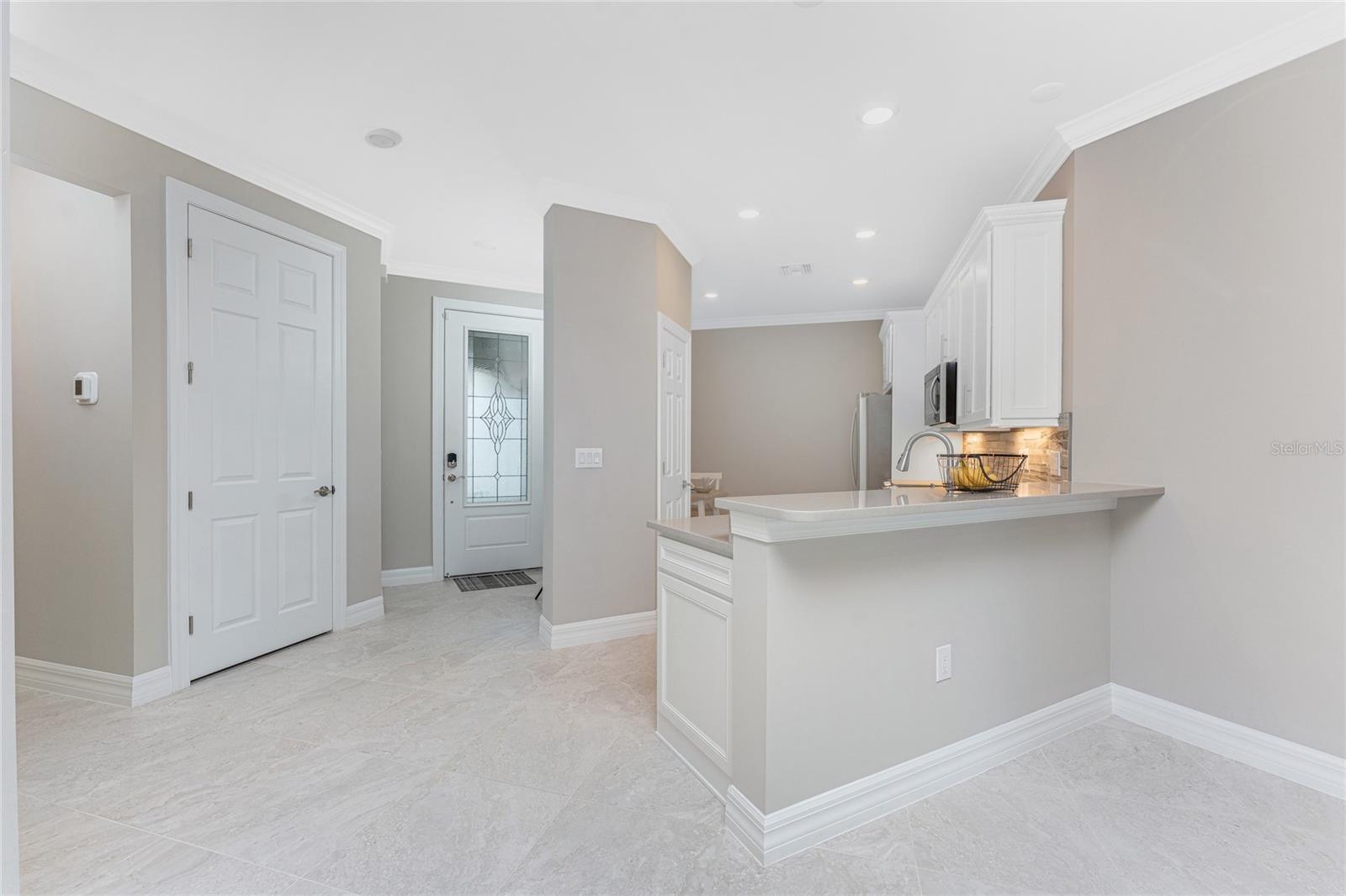 Image 10 of 81 For 13859 Vadini Street