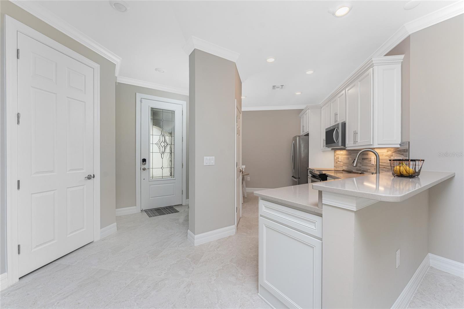 Image 3 of 81 For 13859 Vadini Street