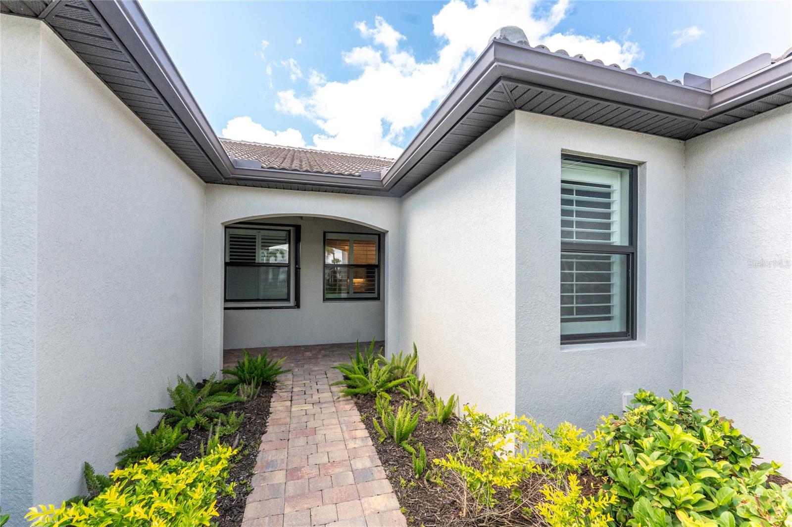 Image 44 of 81 For 13859 Vadini Street
