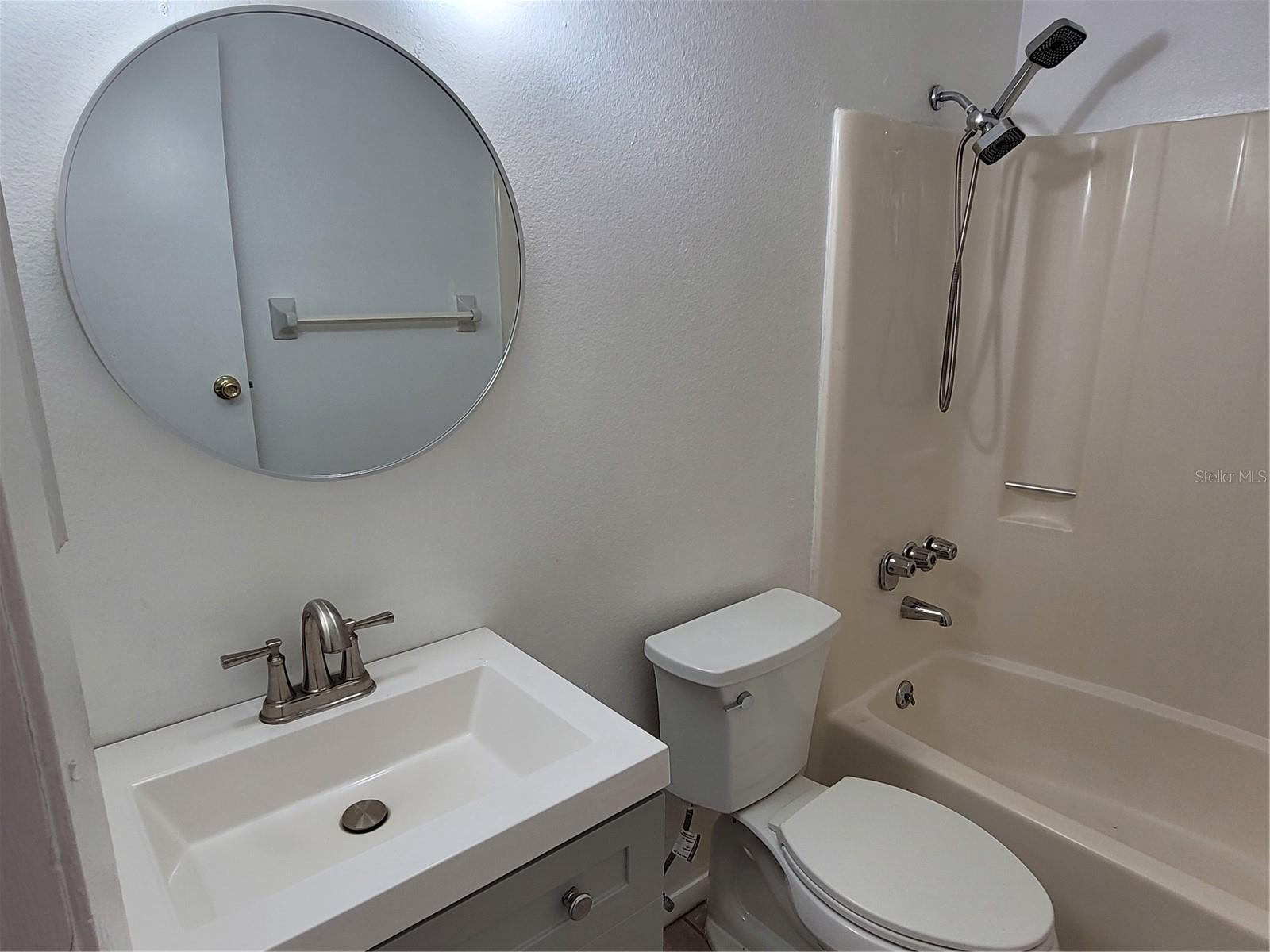 Image 13 of 18 For 12215 Van Loon Avenue B