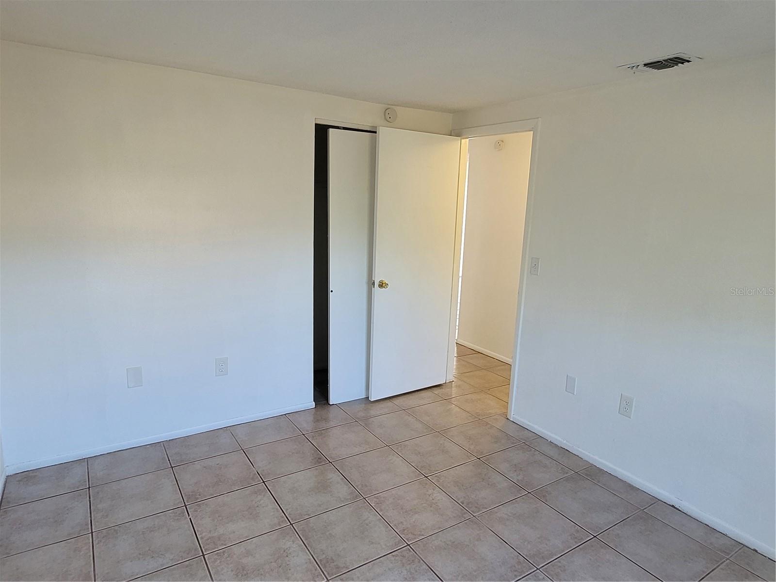 Image 15 of 18 For 12215 Van Loon Avenue B