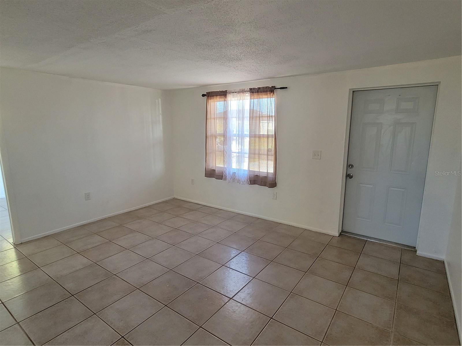 Image 4 of 18 For 12215 Van Loon Avenue B