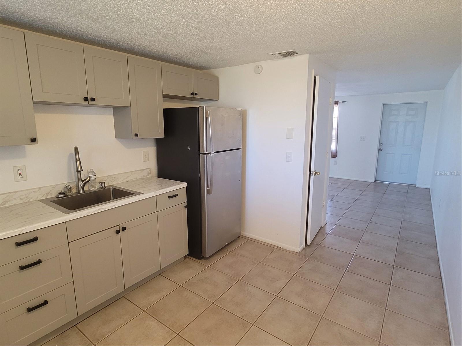Image 8 of 18 For 12215 Van Loon Avenue B