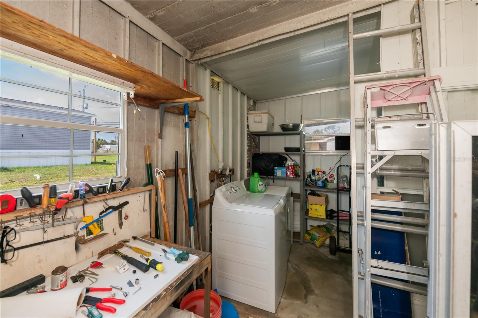 Image 30 of 61 For 1330 Kingfisher Drive