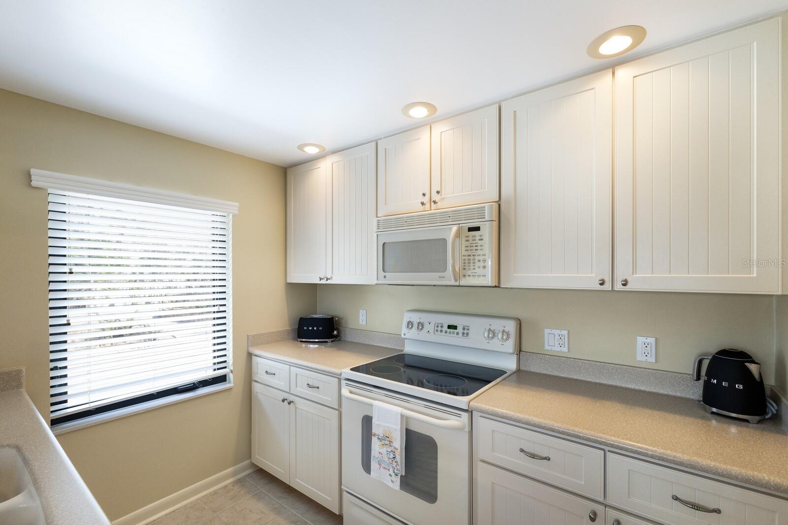 Image 13 of 49 For 5700 Gulf Shores Drive B-137