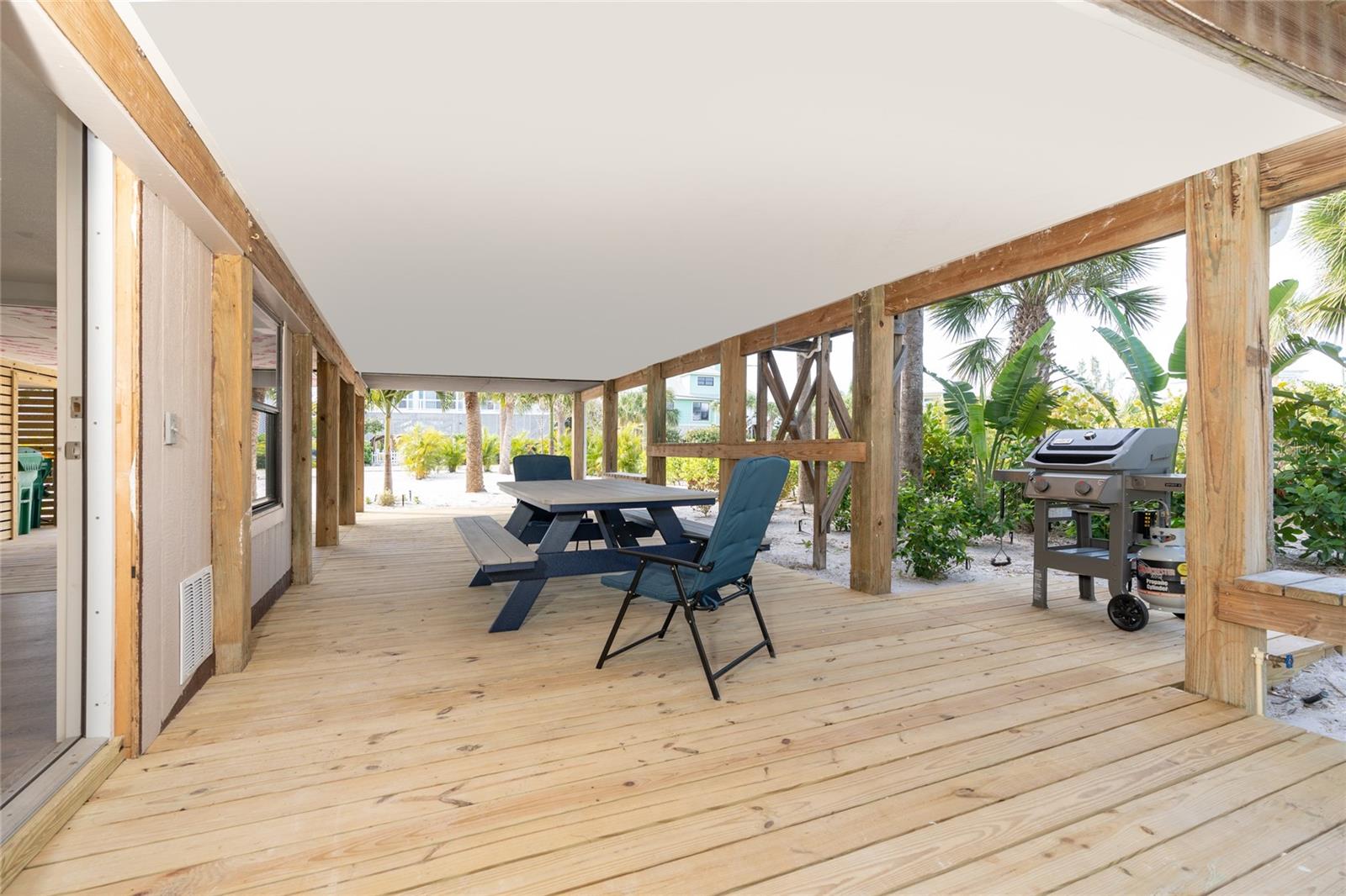 Image 16 of 45 For 180 Gulf Boulevard 5