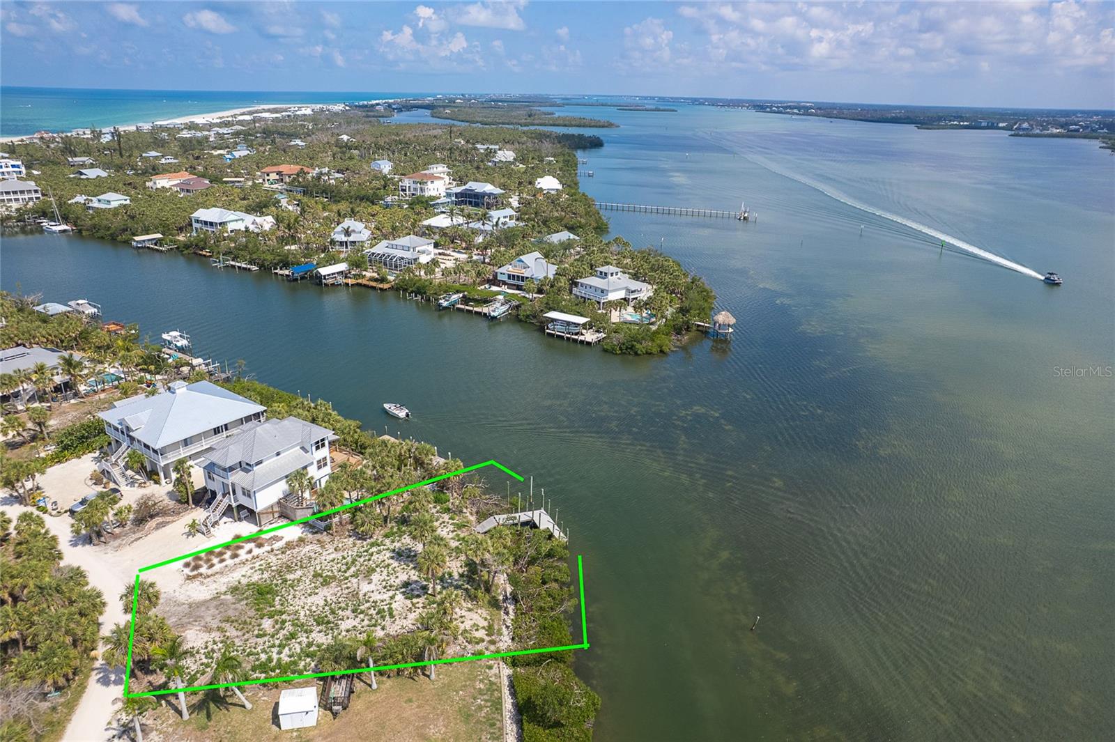Image 12 of 27 For 66 Tarpon Way