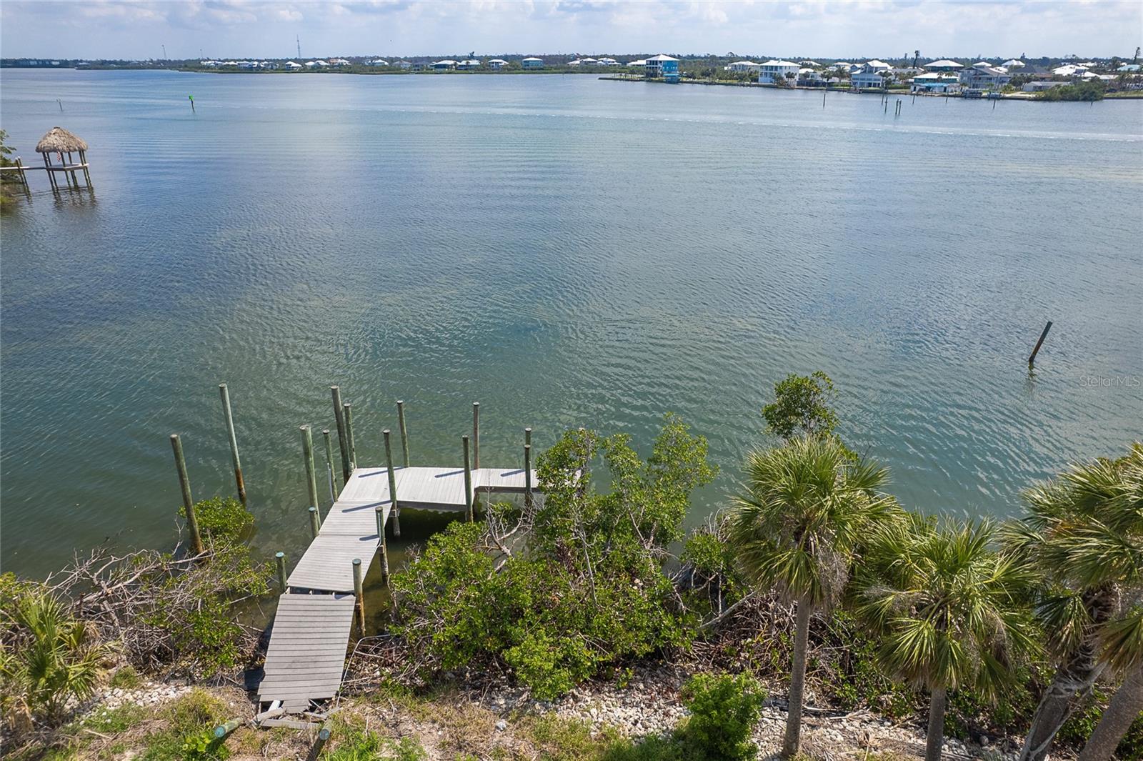 Image 16 of 27 For 66 Tarpon Way