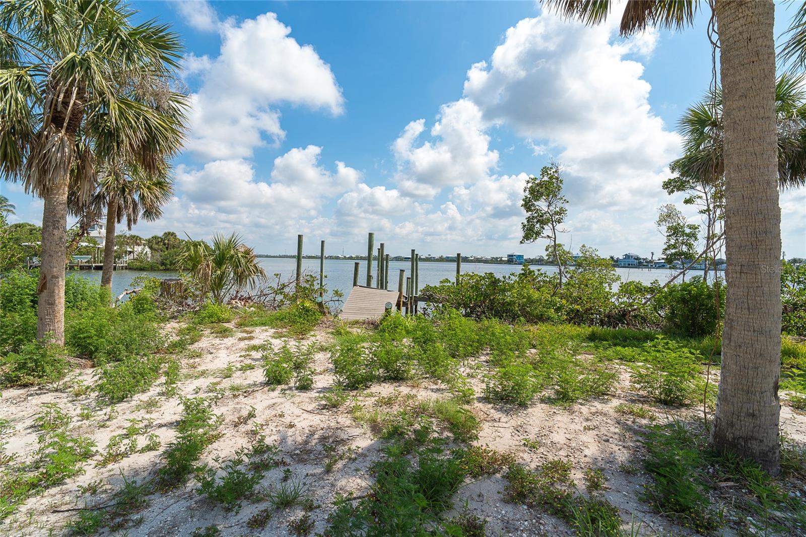 Image 6 of 27 For 66 Tarpon Way