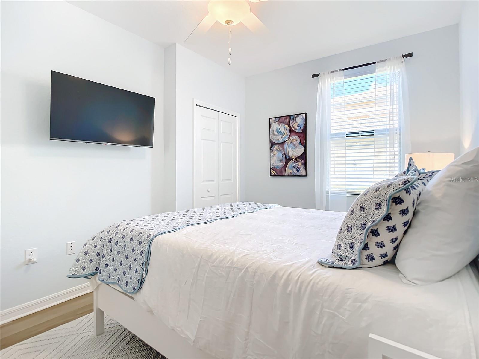 Image 37 of 95 For 10796 Tarflower Drive 101