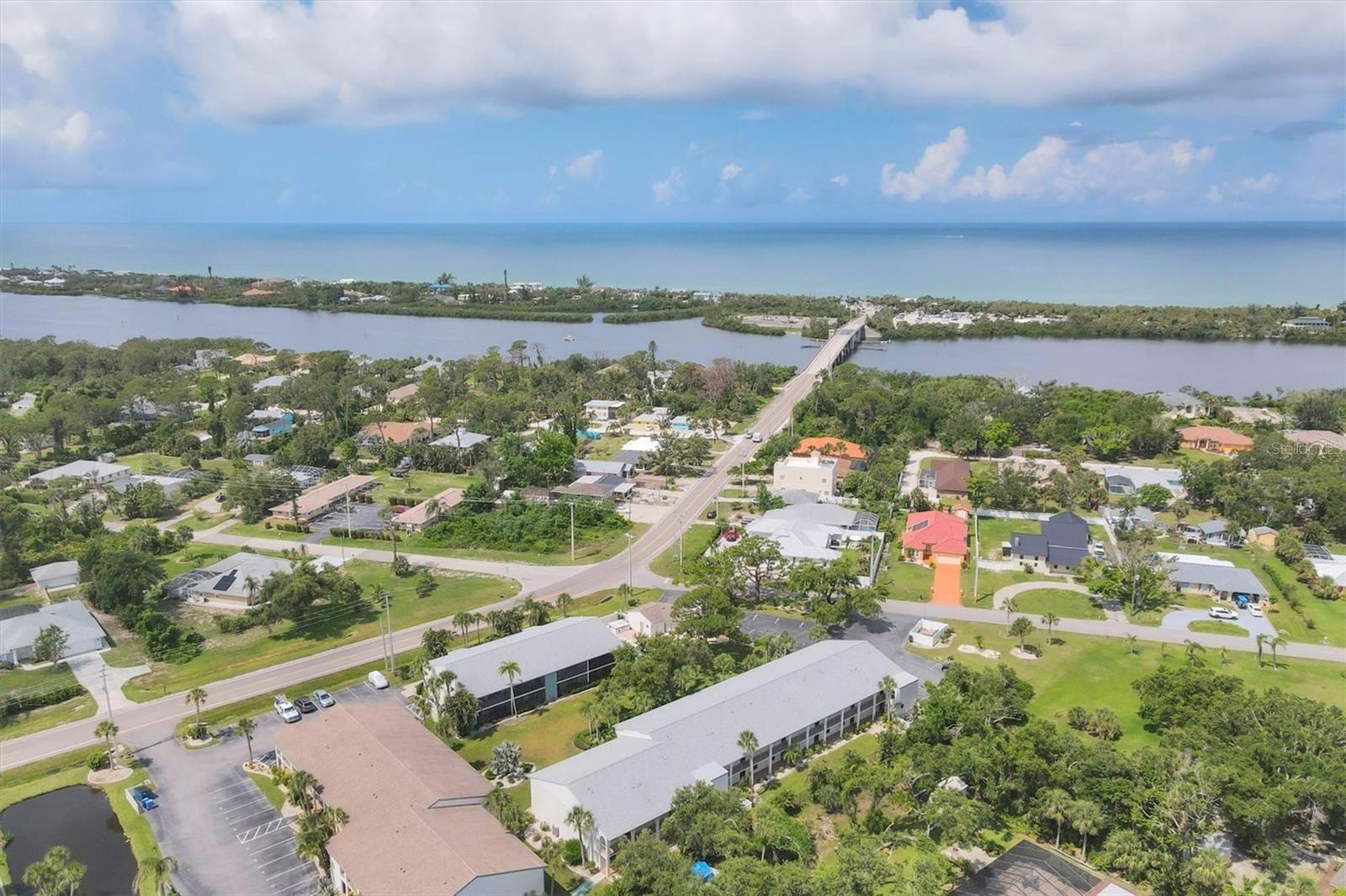 Image 38 of 41 For 1730 Manasota Beach Road 204