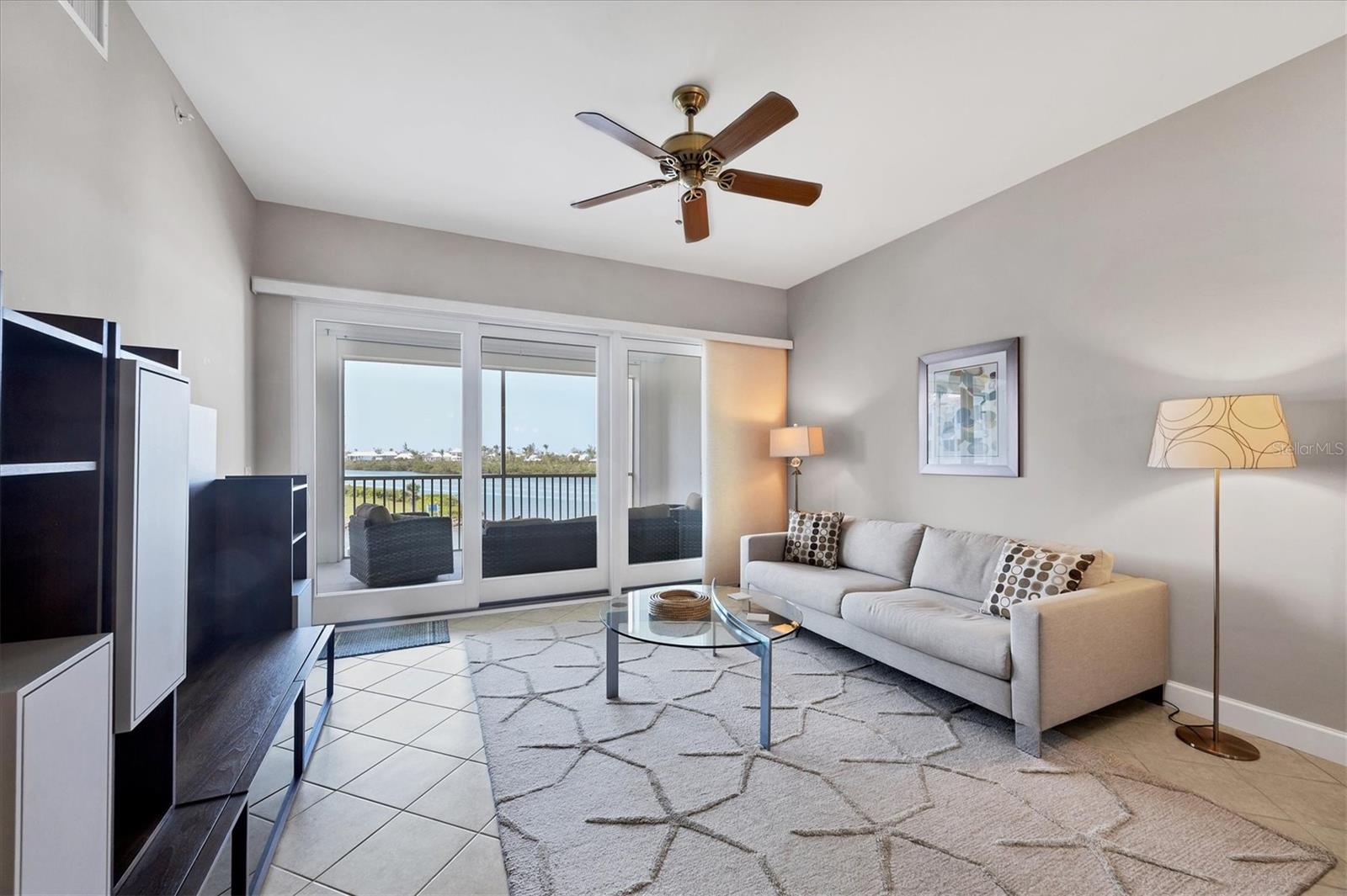 Image 10 of 65 For 11100 Hacienda Del Mar Boulevard G-304