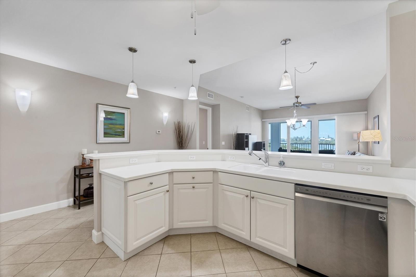 Image 17 of 65 For 11100 Hacienda Del Mar Boulevard G-304