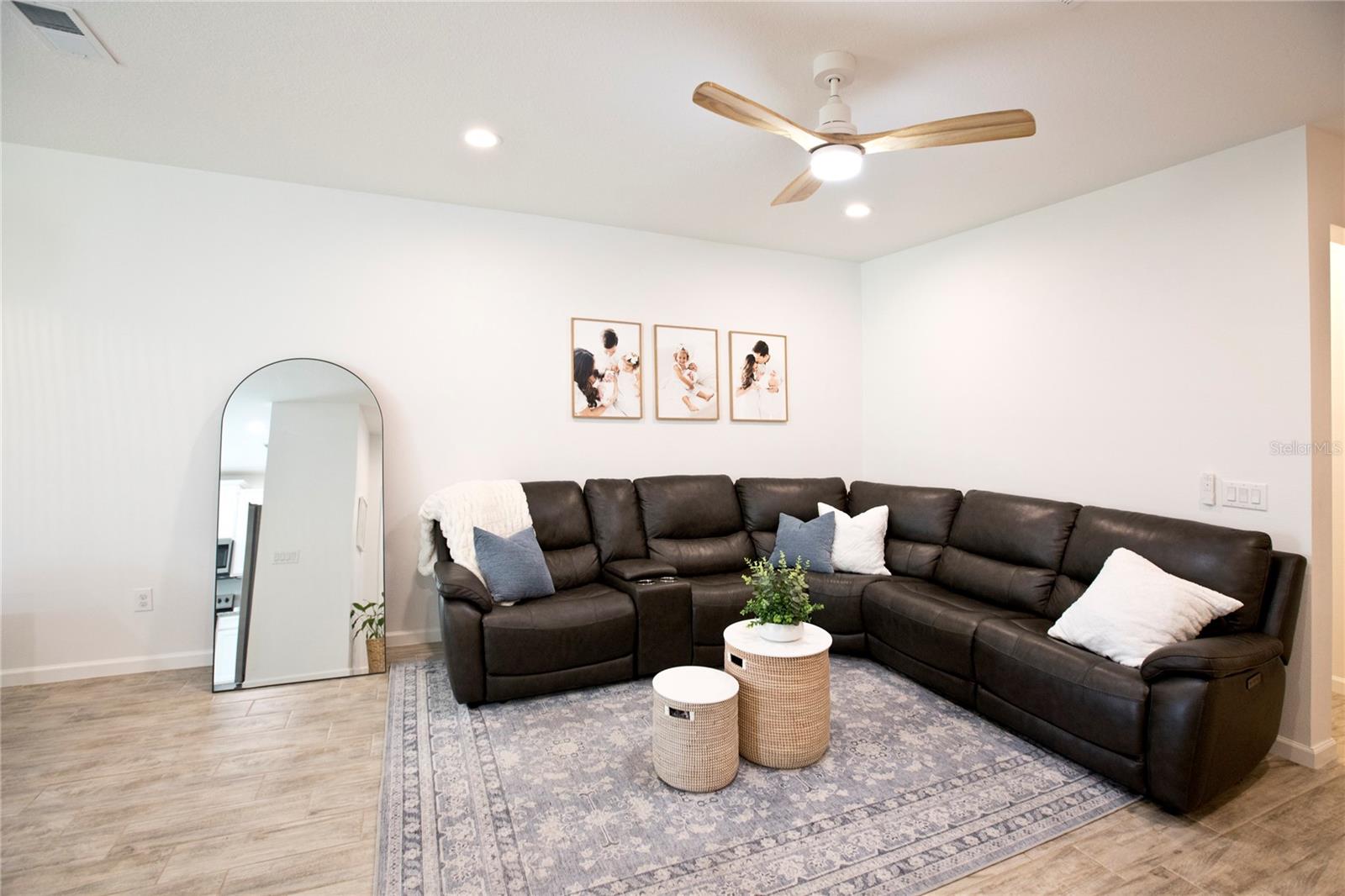 Image 14 of 65 For 5009 Skyview Lane