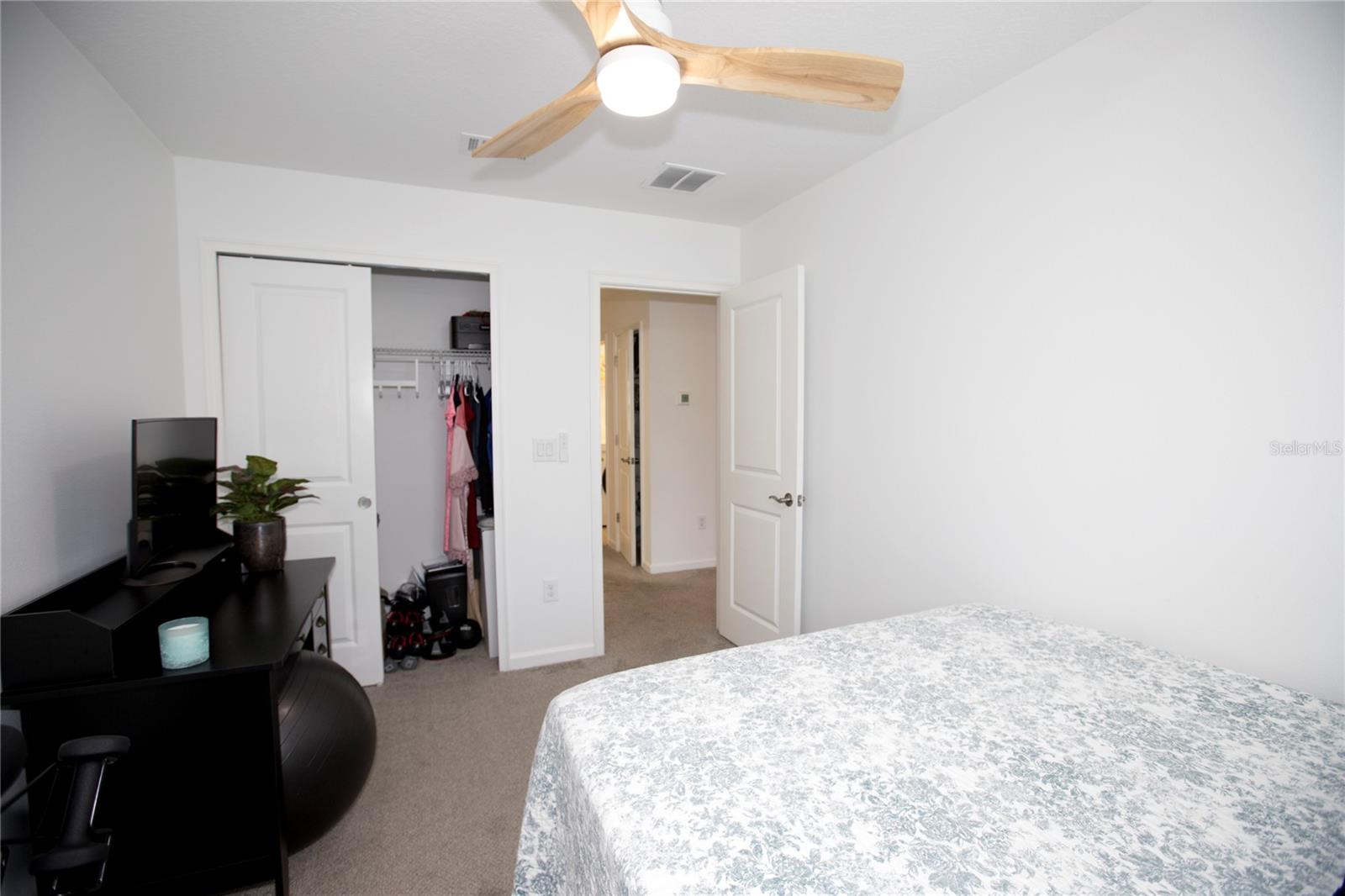 Image 33 of 65 For 5009 Skyview Lane