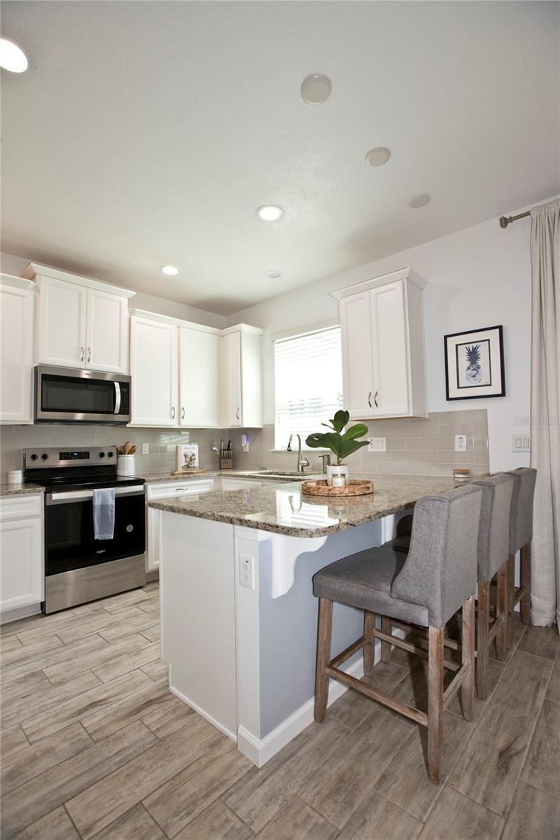 Image 4 of 65 For 5009 Skyview Lane