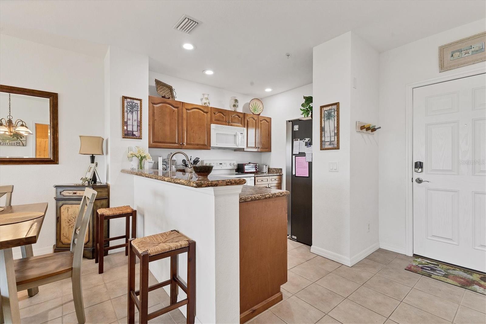 Image 12 of 54 For 8411 Placida Road 404
