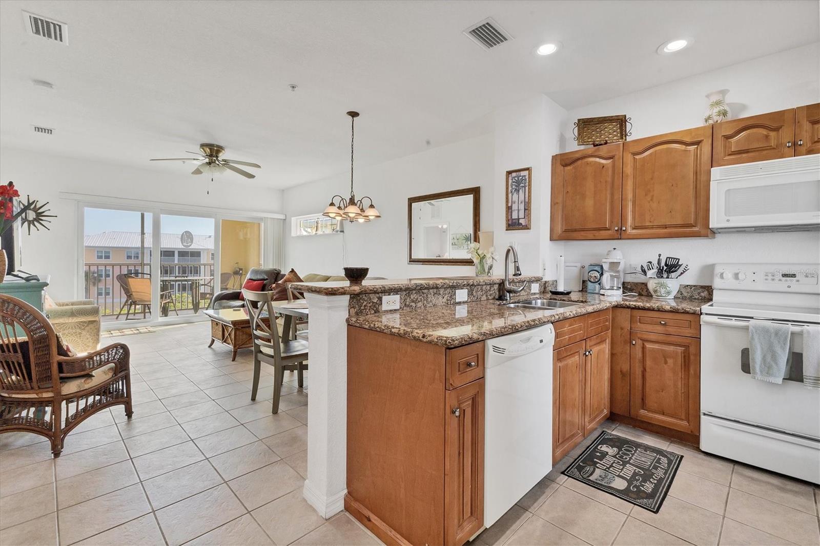 Image 14 of 54 For 8411 Placida Road 404