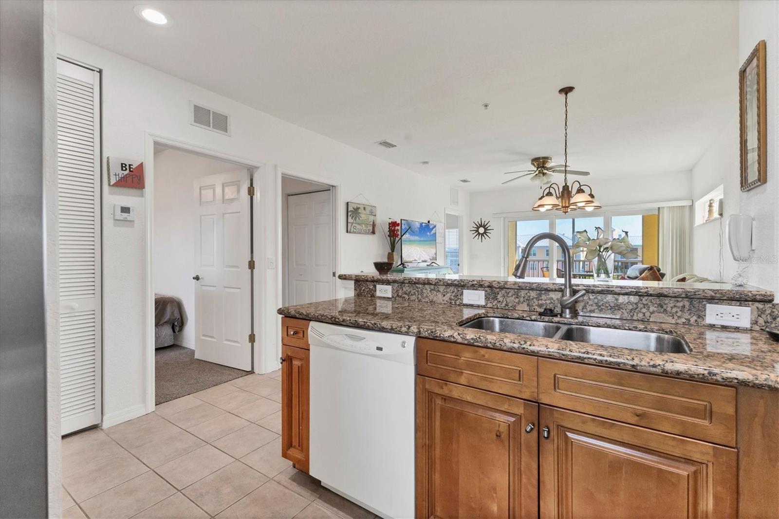 Image 15 of 54 For 8411 Placida Road 404