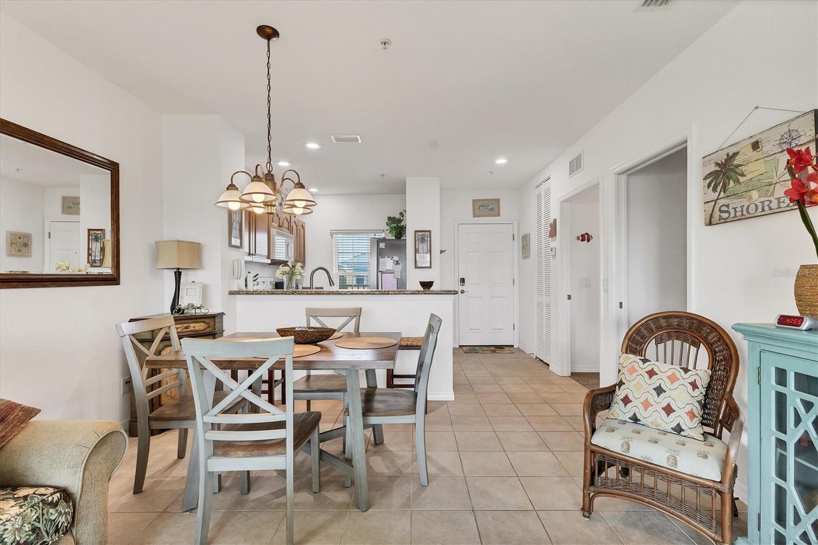 Image 17 of 54 For 8411 Placida Road 404