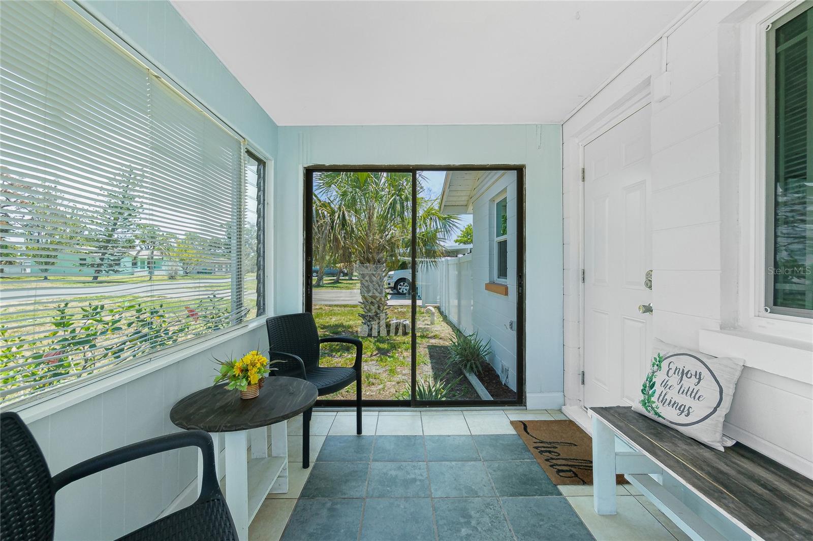 Image 5 of 30 For 859 2nd Street