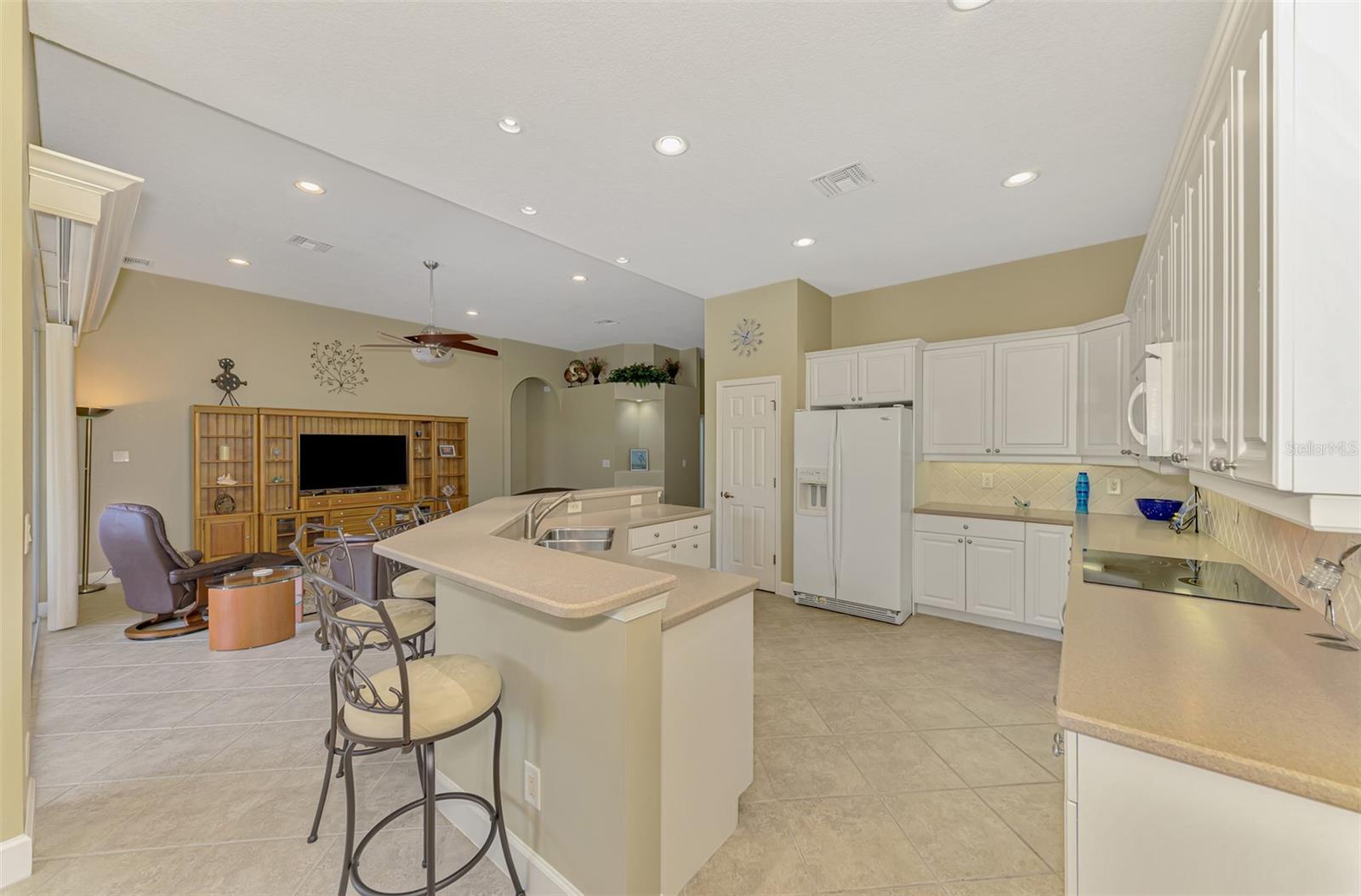 Image 18 of 82 For 13282 Scrub Jay Court