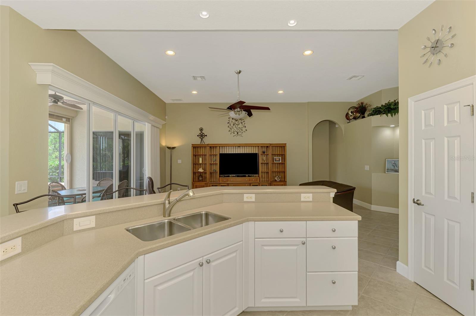 Image 20 of 82 For 13282 Scrub Jay Court