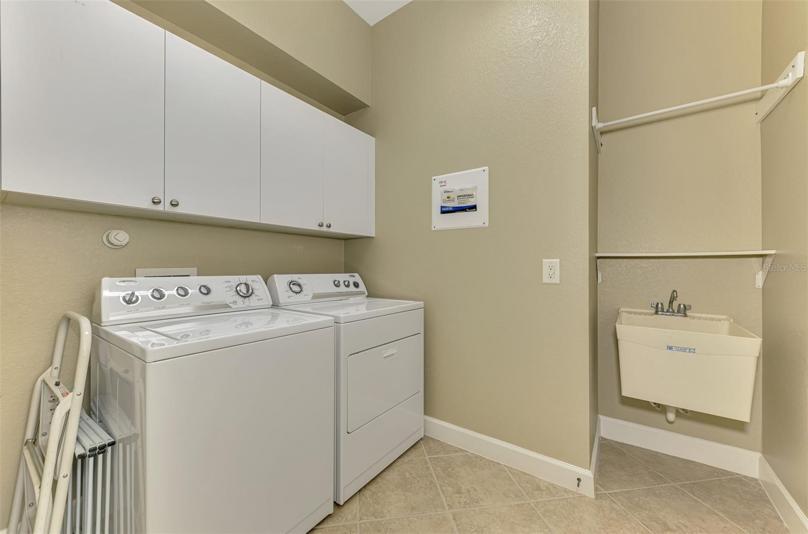 Image 38 of 82 For 13282 Scrub Jay Court